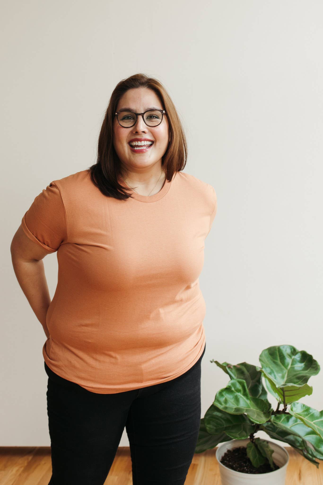 Polished Prints - Wholesale T-Shirt - Women's - Everyday Tee in Toasted Nut, Boyfriend Tee, Basic T-Shirt5