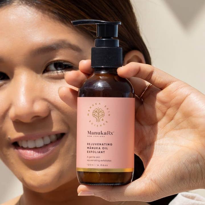 Rejuvenating Mānuka Oil Exfoliant 120ml for wholesale by ManukaRx Skincare