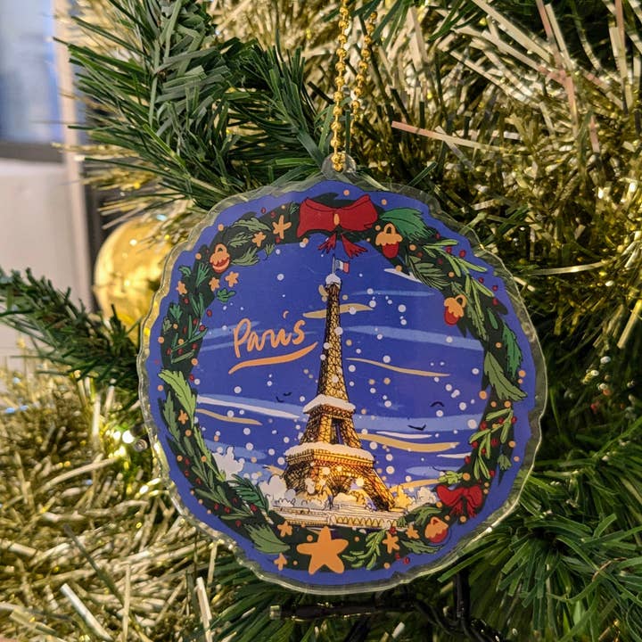EMILIE ETTORI ILLUSTRATION - Wholesale Christmas Decoration - Eiffel Tower Christmas Ornament in the Snow3