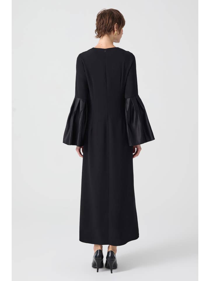 Schwarz KLEID MIT TAFTÄRMELN für den Großhandel auf Faire4