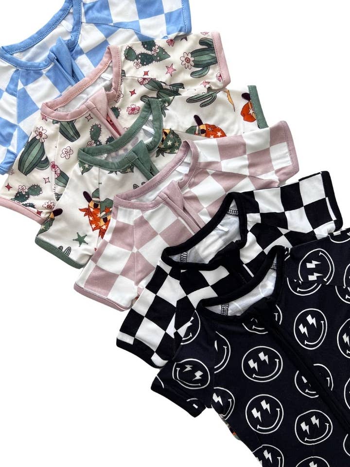 Grassy Creek Designs - Wholesale Jumpsuit - Baby - Bamboo Shorty Romper | Smiley Cowboy7