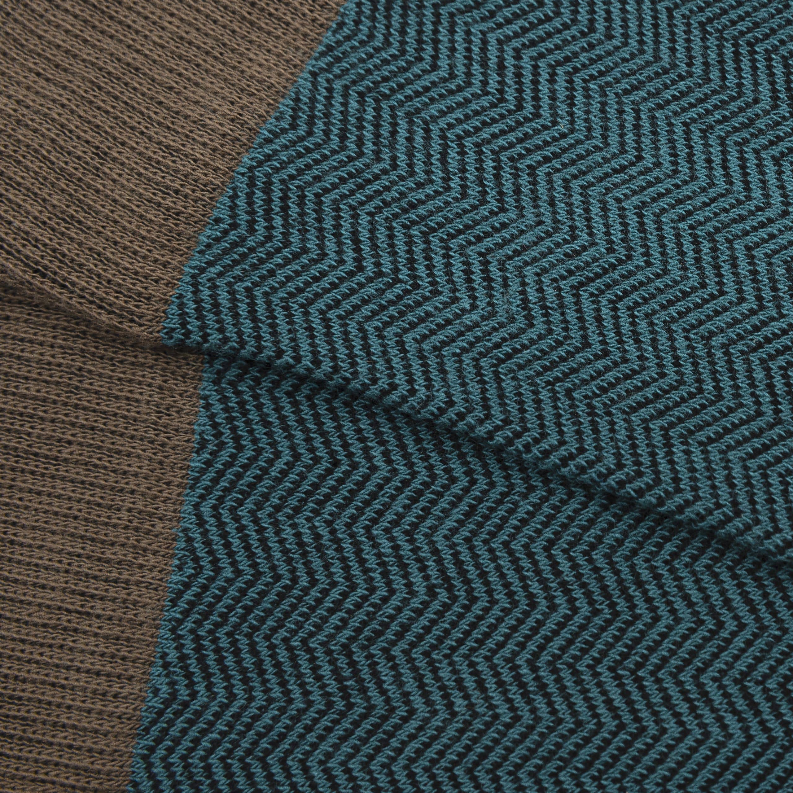 Otano-Castanho Meias Altas MissCalcetin Spike Cor Castanho Ontano para venda a revendedores na Faire2