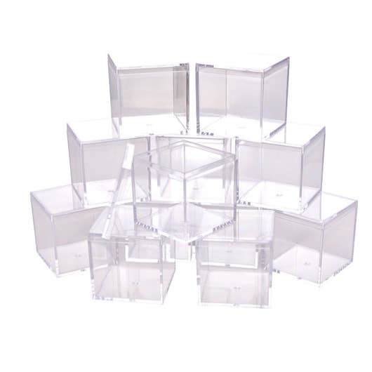 Boîtes à bonbons carrés en acrylique transparent 2x2x2 (lot de 24) pour la vente par Focus Nutrition