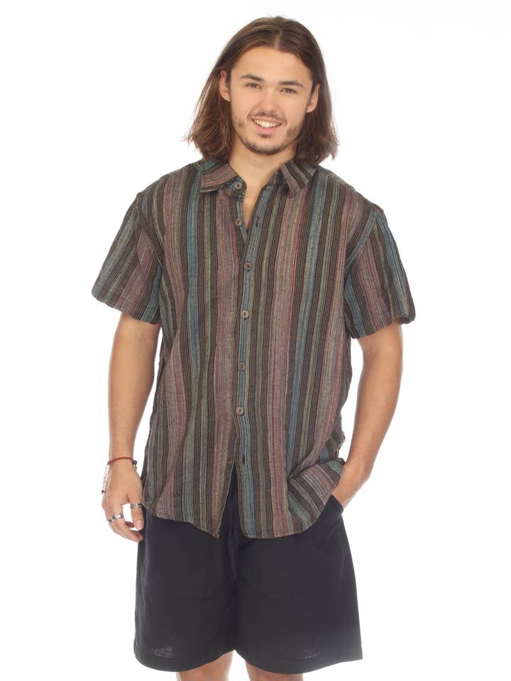 Camicia a maniche corte da uomo con bottoni a righe per la vendita all'ingrosso da parte di Lakhays Collection Inc.