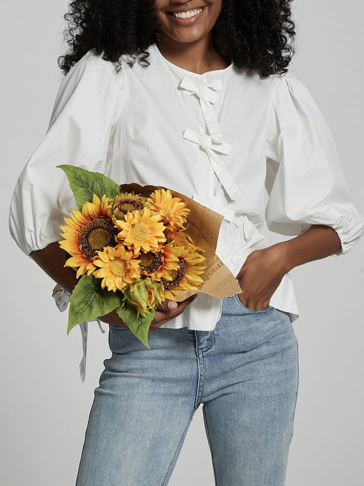 White Elowyn bow tie front round neck Bubble puff sleeve blouse for wholesale on Faire5