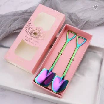 Nouveau ! Pelles à thé en acier inoxydable pour la vente par The Grateful Tea Co