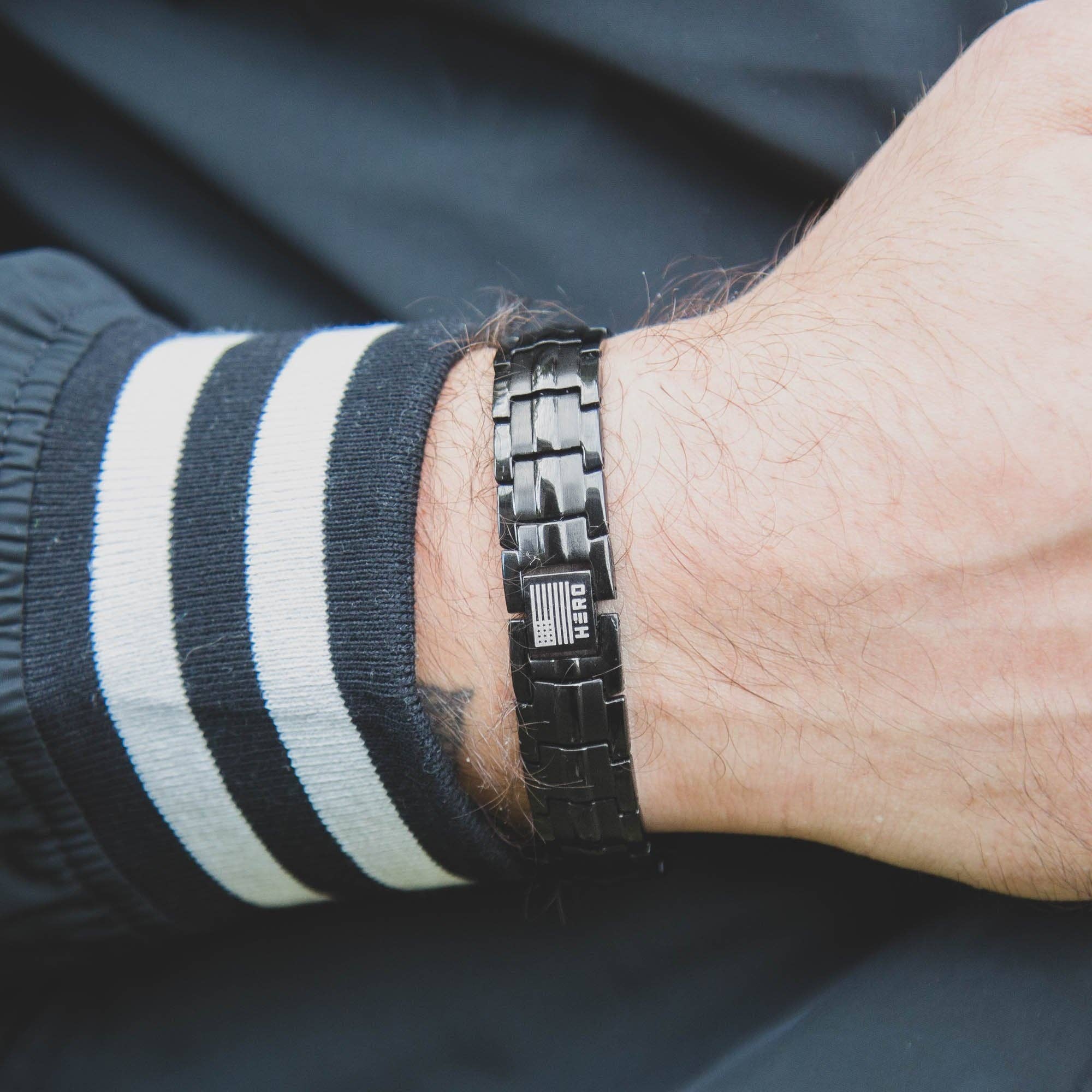 The Hero Company - Wholesale Link & Chain Bracelet - The Hero Company- Sherman Tank Track Titanium Magnetic Bracelet : Helps Pair Veterans With A Service Dog Or Shelter Dog- Faire6