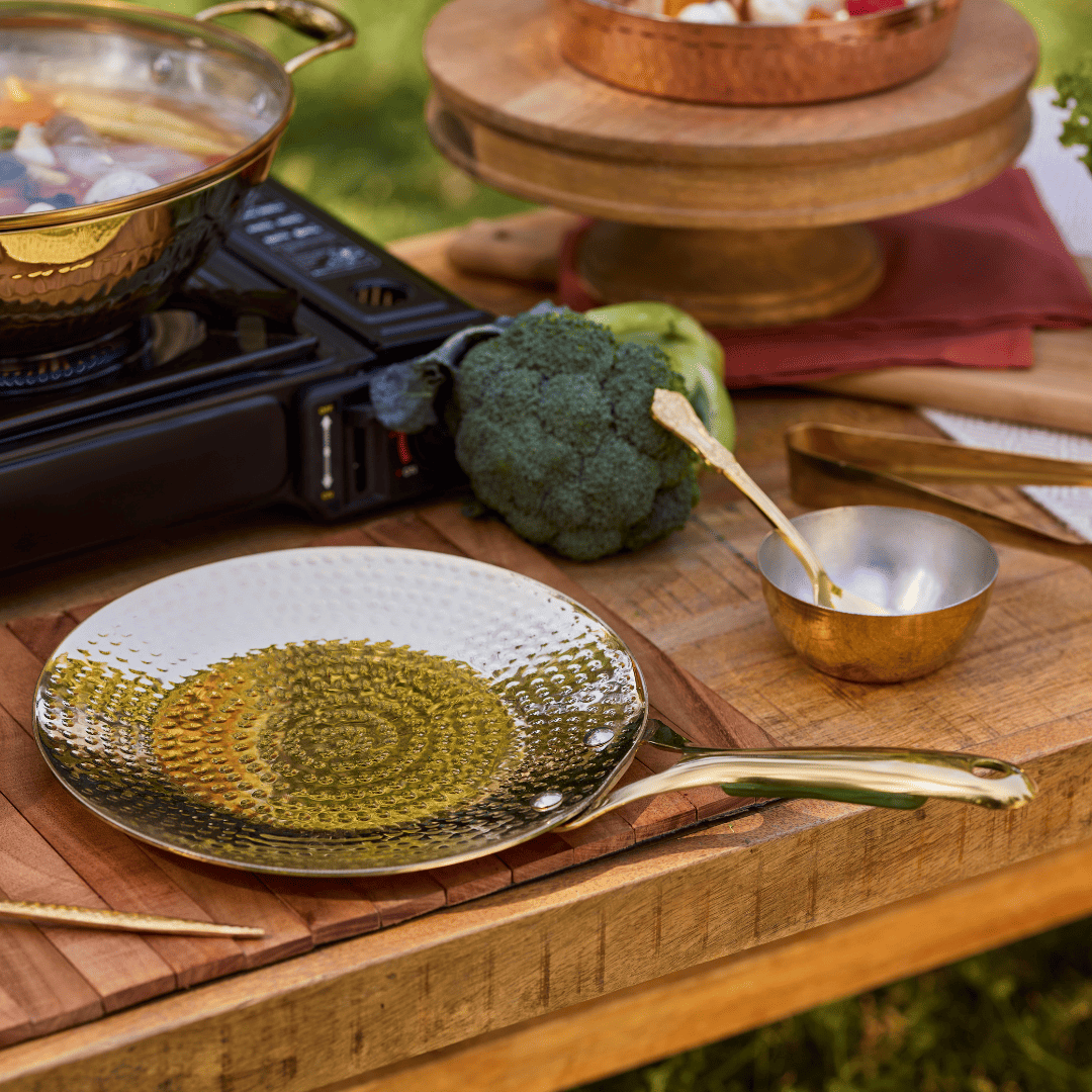 P-TAL - Wholesale Cast Iron Skillet - Brass Roti Tawa with Insulated handles- Tawa/Griddle Pan14