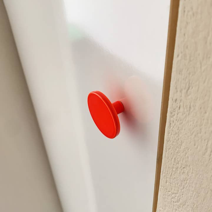 möbelgriff 04 / knob 04 neon rot for wholesale by kolor