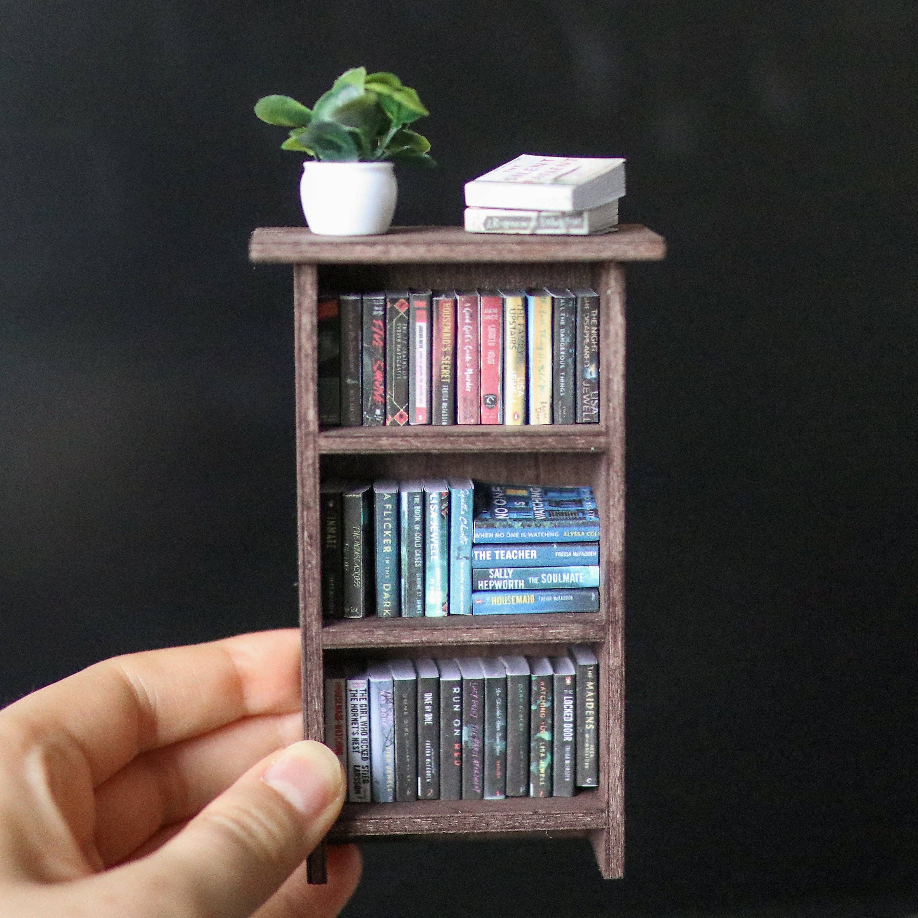 The Sticker Shop - Wholesale DIY Craft Kit - Thriller Mini Book KIT9