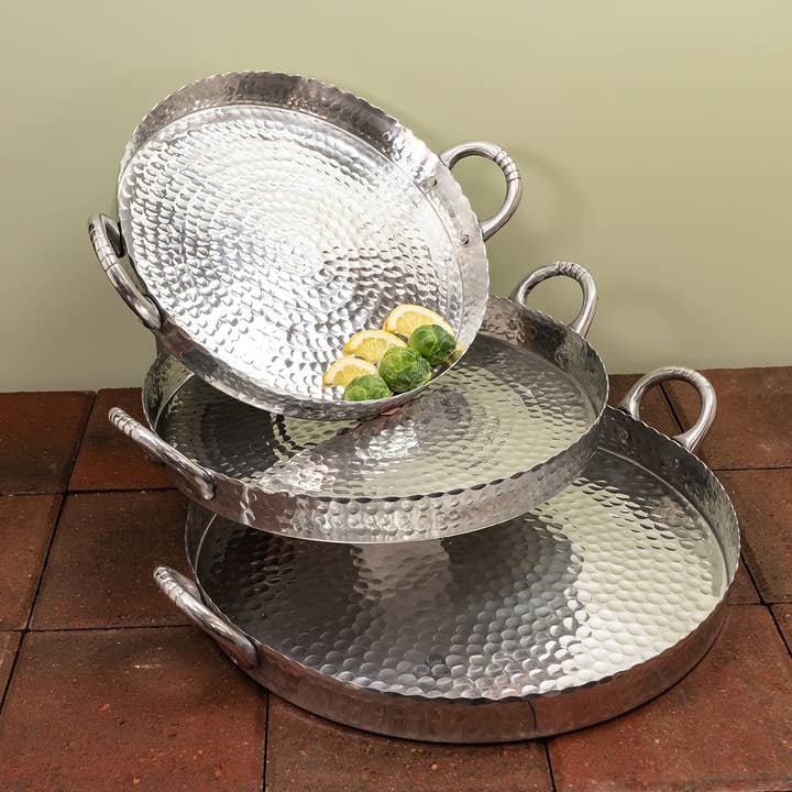 India Handicrafts Inc - Wholesale Decorative Tray - 19" Scalloped Hammered Tray2