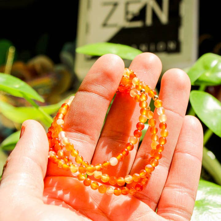 Azenway – Engroshandel Perlearmbånd – Carnelian Charged Healing Crystal Armbånd - Naturlige 4 mm halvædelsten med allergivenlig 14 k guldfyldt perle1