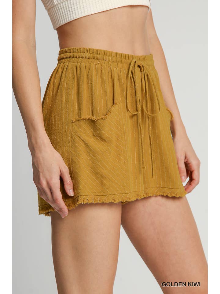 Vanilla Monkey - Wholesale Shorts - Women's - Linen Regular Wash Front Tie Stripe Shorts With Pockets