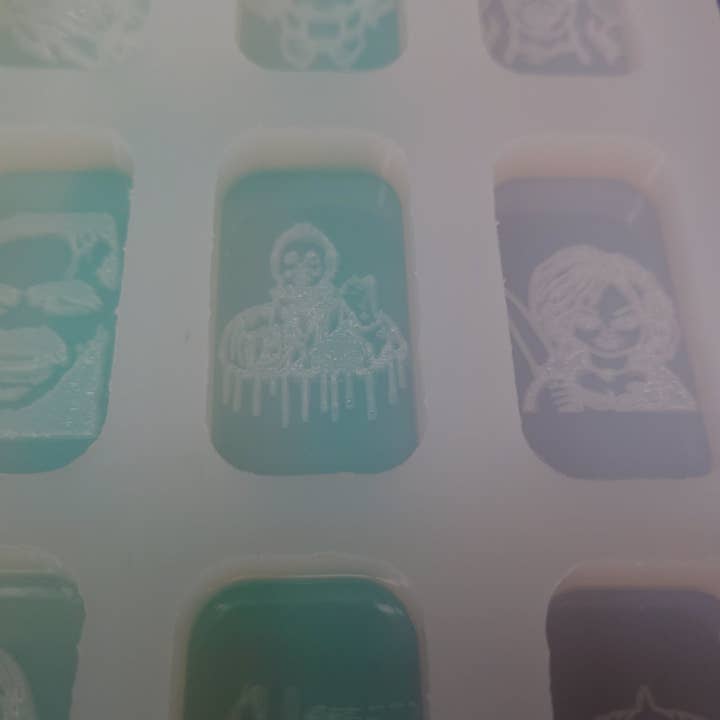 Mr Resin – wholesale Craft supplies – Horror / Halloween Characters HB Style Wax Melt Silicone Mould2