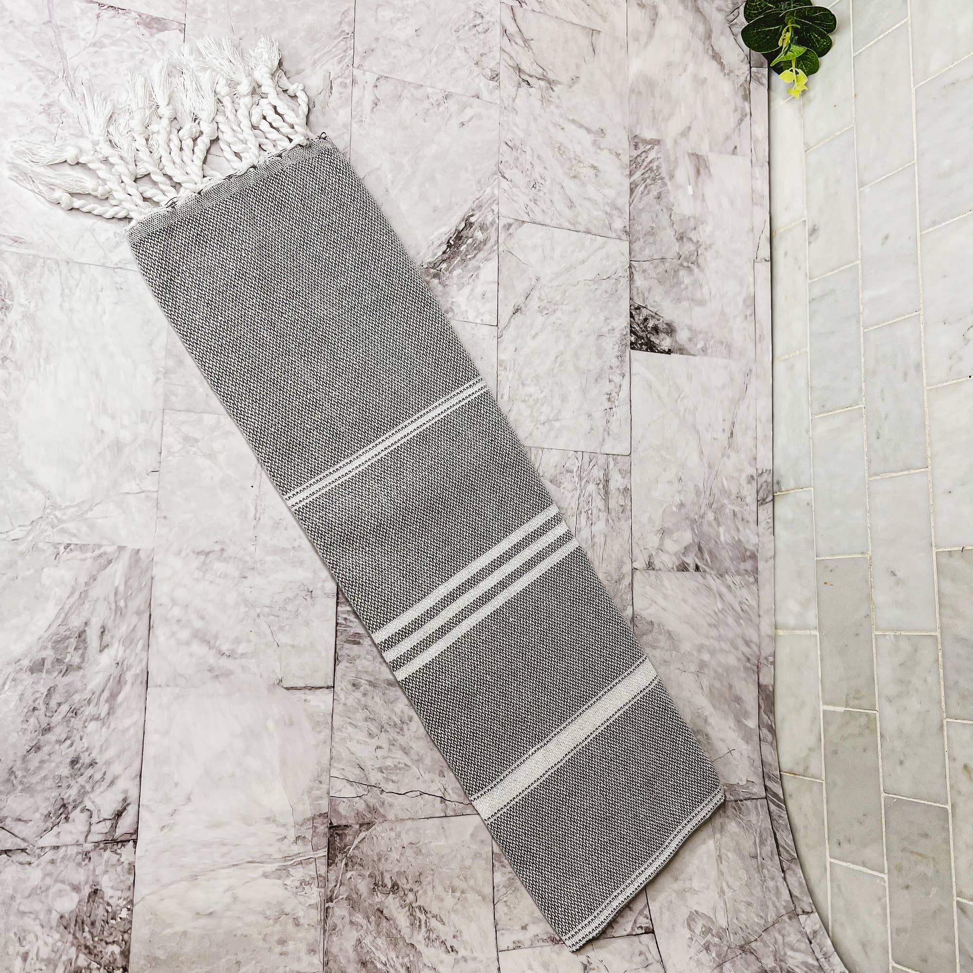 Gia Roma - Vente Essuie-mains - Serviette à main turque avec pompons, torchons de cuisine en coton coloré17