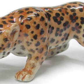 Little Critterz - Venta al por mayor Figura decorativa - Mini figurilla de porcelana Leopardo cazando Northern Rose0