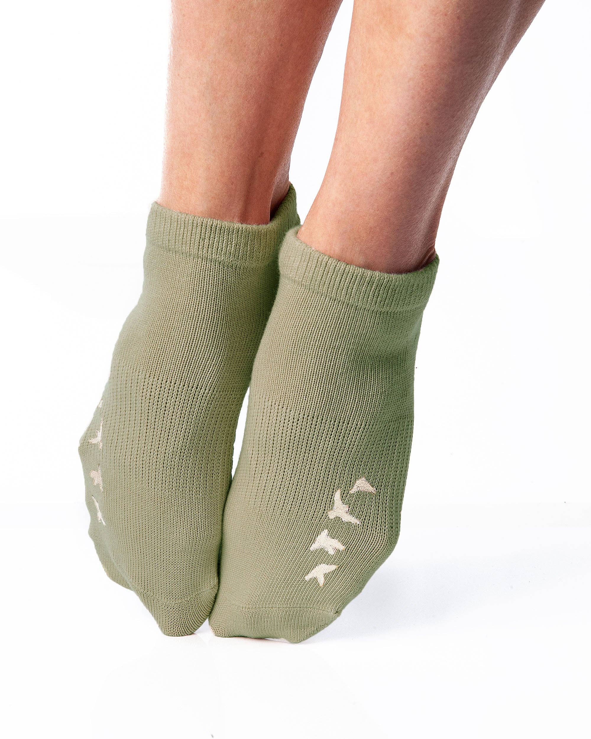 Arebesk - Wholesale Socks - Women's - Birdie Grip Sock3