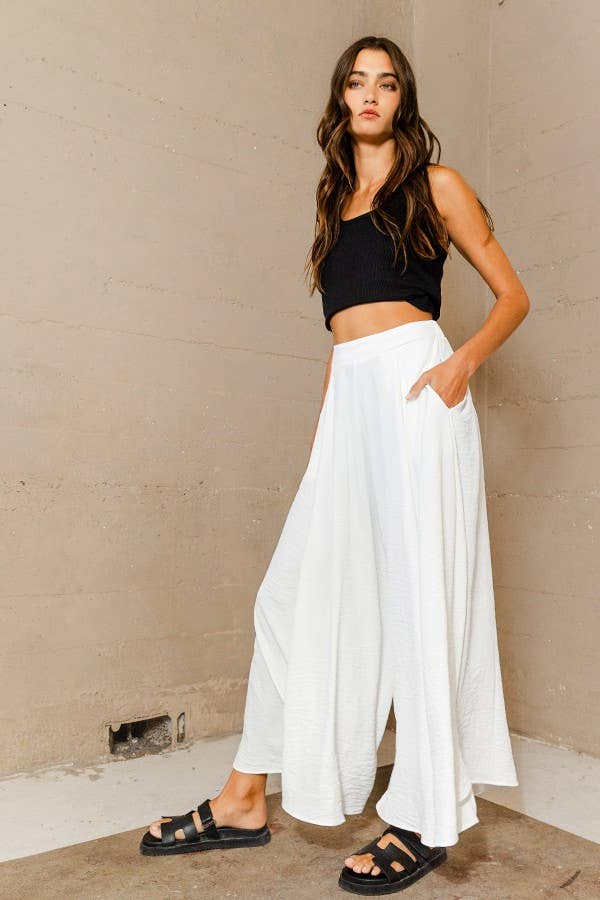 BUCKETLIST INC - Wholesale Pants - Women's - P5131 Solid Woven Wide Leg Pants17