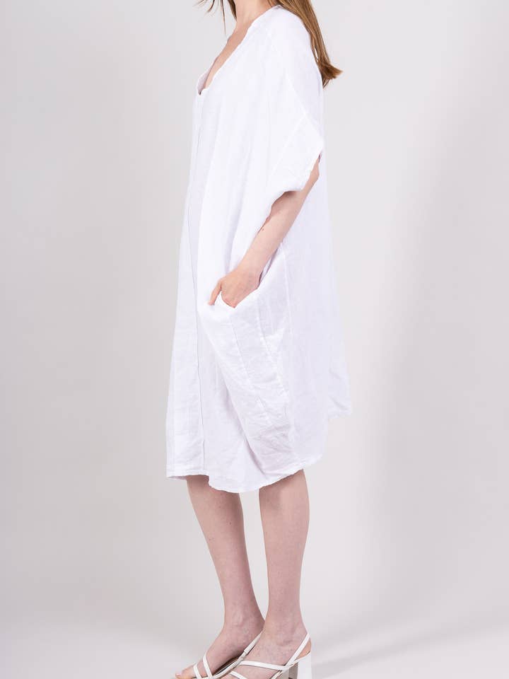 L'Emotion - Wholesale Tunic - Women's - Large V-Neck Batwing Sleeve Tunic 100% Linen2