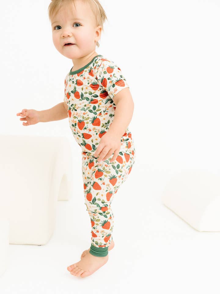 Little One Shop - Wholesale Clothing Set - Baby - Vintage Strawberry Short Sleeve Bamboo Set5
