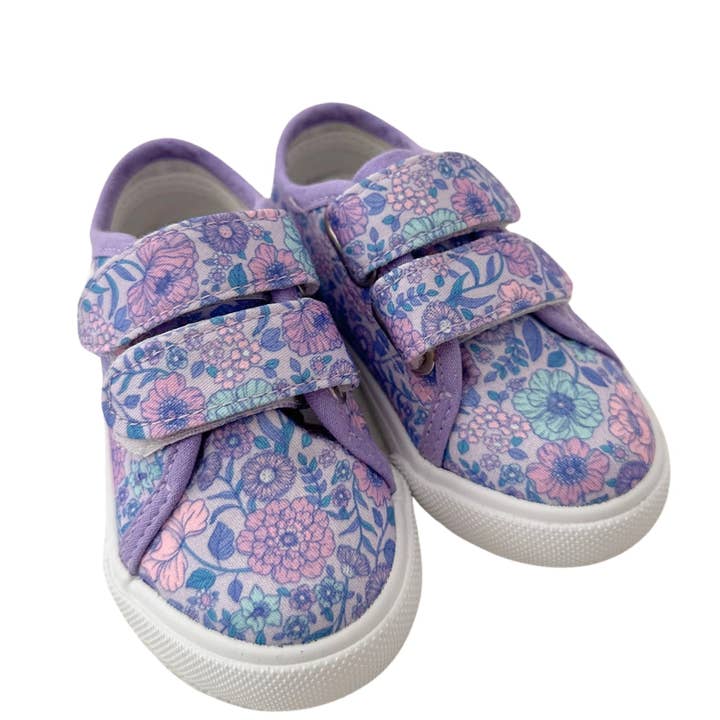 Kids Shoes - SCARLETT ( EU Size 23 l AU 6 ) and other Purchase Wholesale shoes lasts. Free Returns & Net 60 Terms on Faire trending on Faire.