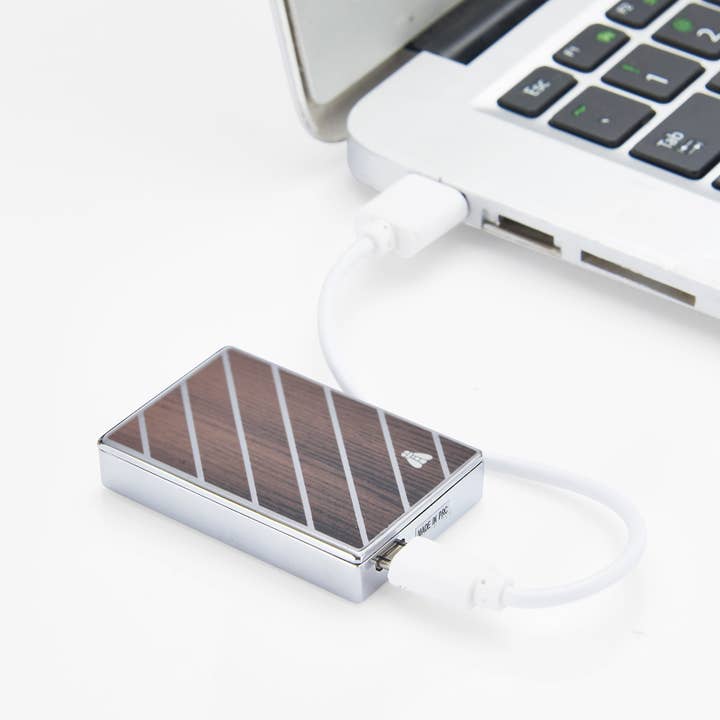 Laguiole - Vente Briquets - Laguiole Briquet tempête USB