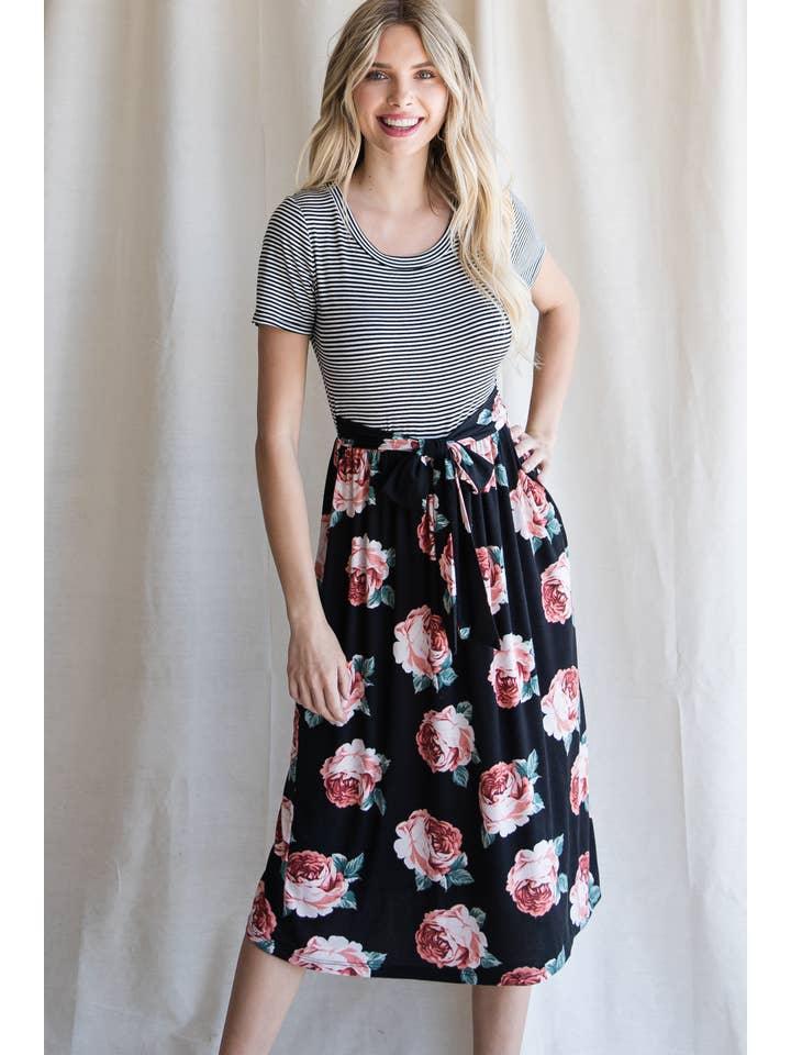 7th Ray - Wholesale Dress - Women's - Floral Waist Tie Short Sleeve A-Line Midi Dress D419914