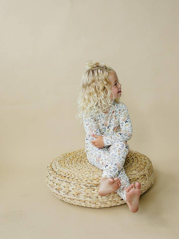 Little Joy Co. – Großhandel Schlafanzug-Set – Kinder – Pastellblüten 2-teiliges Modal-Pyjama-Set5