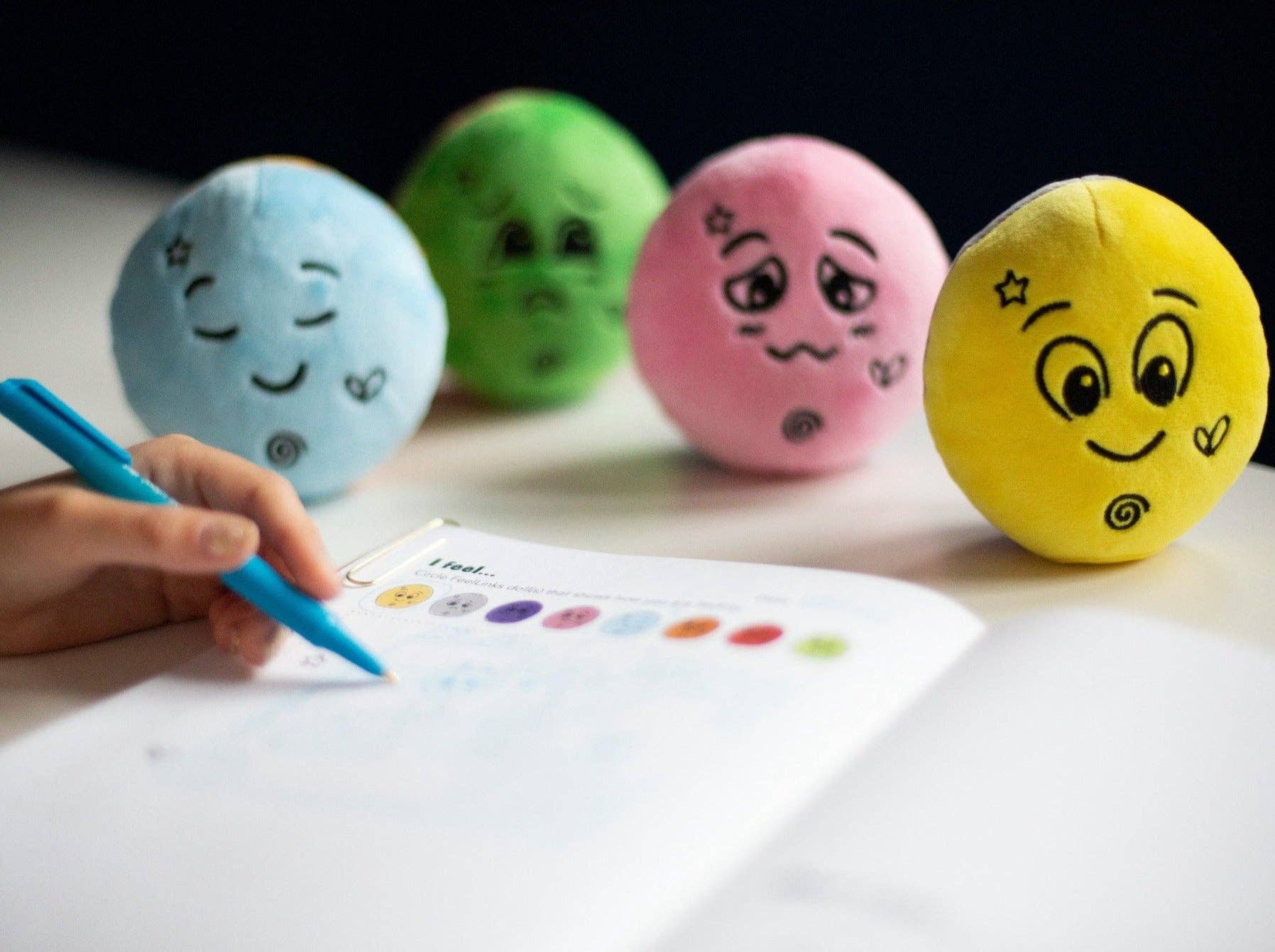 FeelLinks - Wholesale Journal/Diary - Kids - FeelLinks Emotion Set | SEL Tools & Feelings Journal1