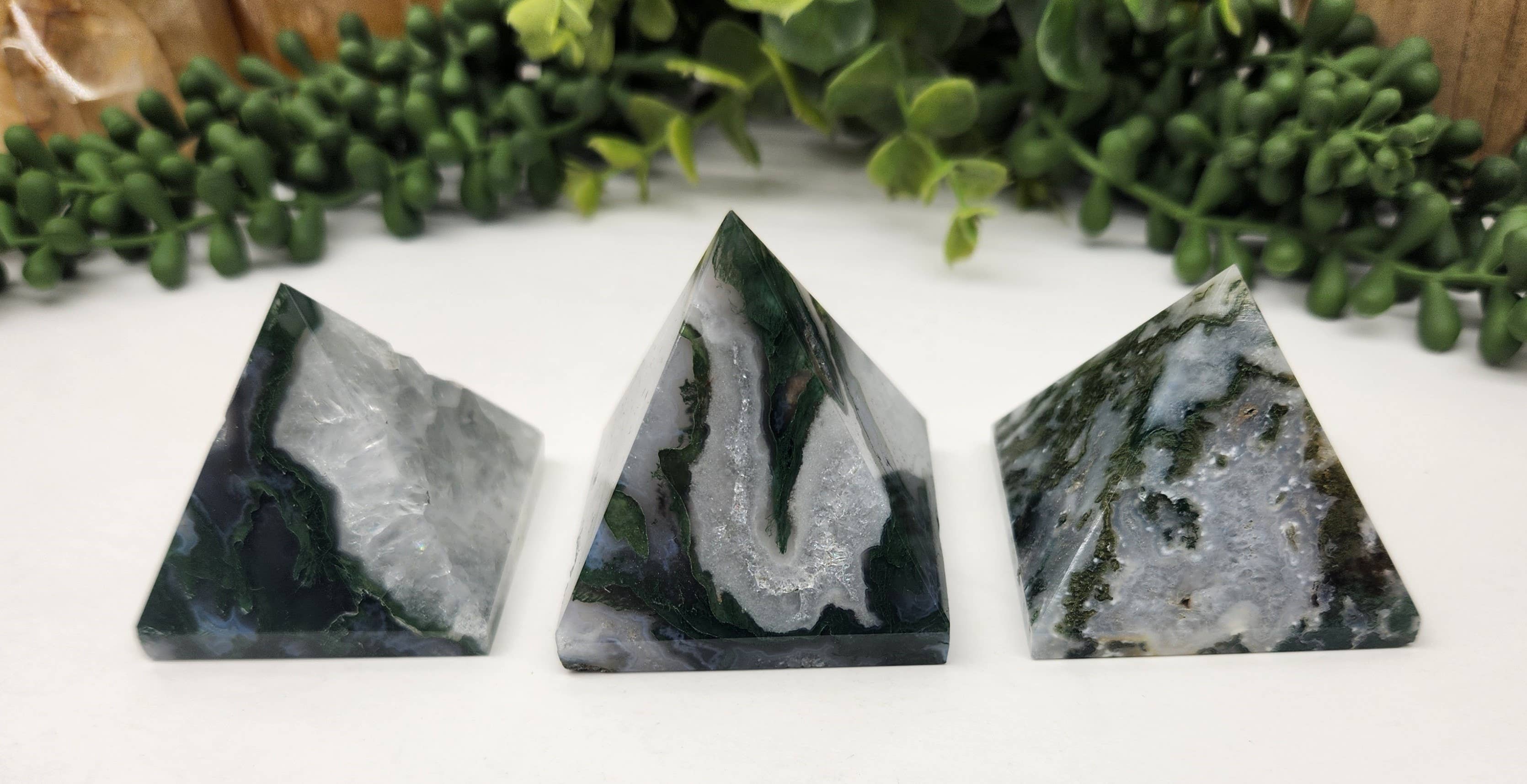Meraki Gemstones - Wholesale Spiritual Stone/Crystal - Moss Agate Polished Semi-Precious Gemstone Pyramid -5cm2