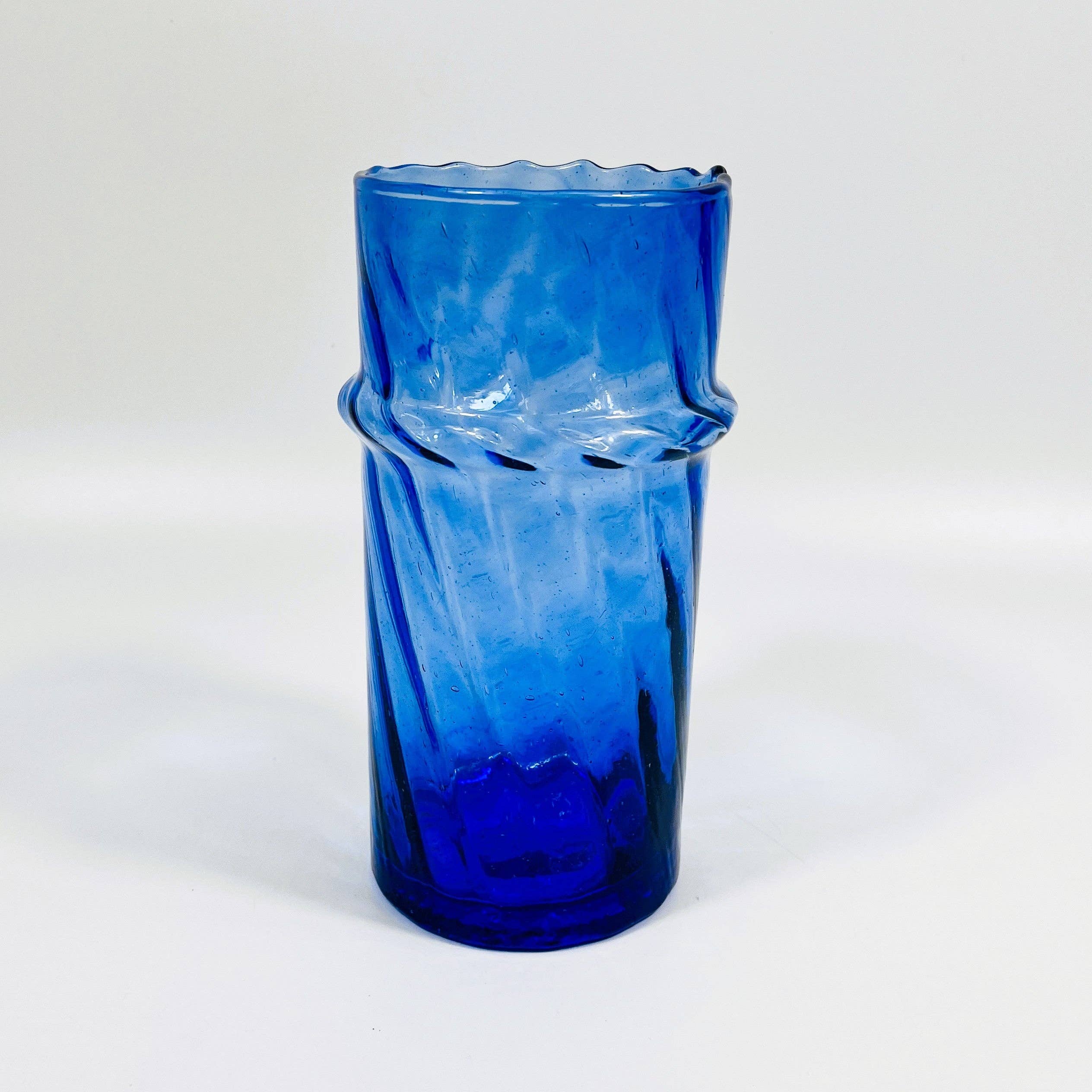 Jarapa - Wholesale Vase - Moroccan Handmade Recycled Glass Twist Vase 1 Litre1