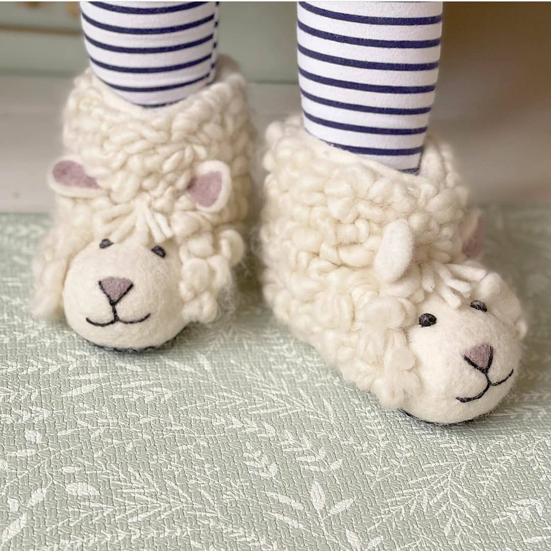 Sew Heart Felt – wholesale Slippers – Child – Shirley Sheep Children's Slippers5