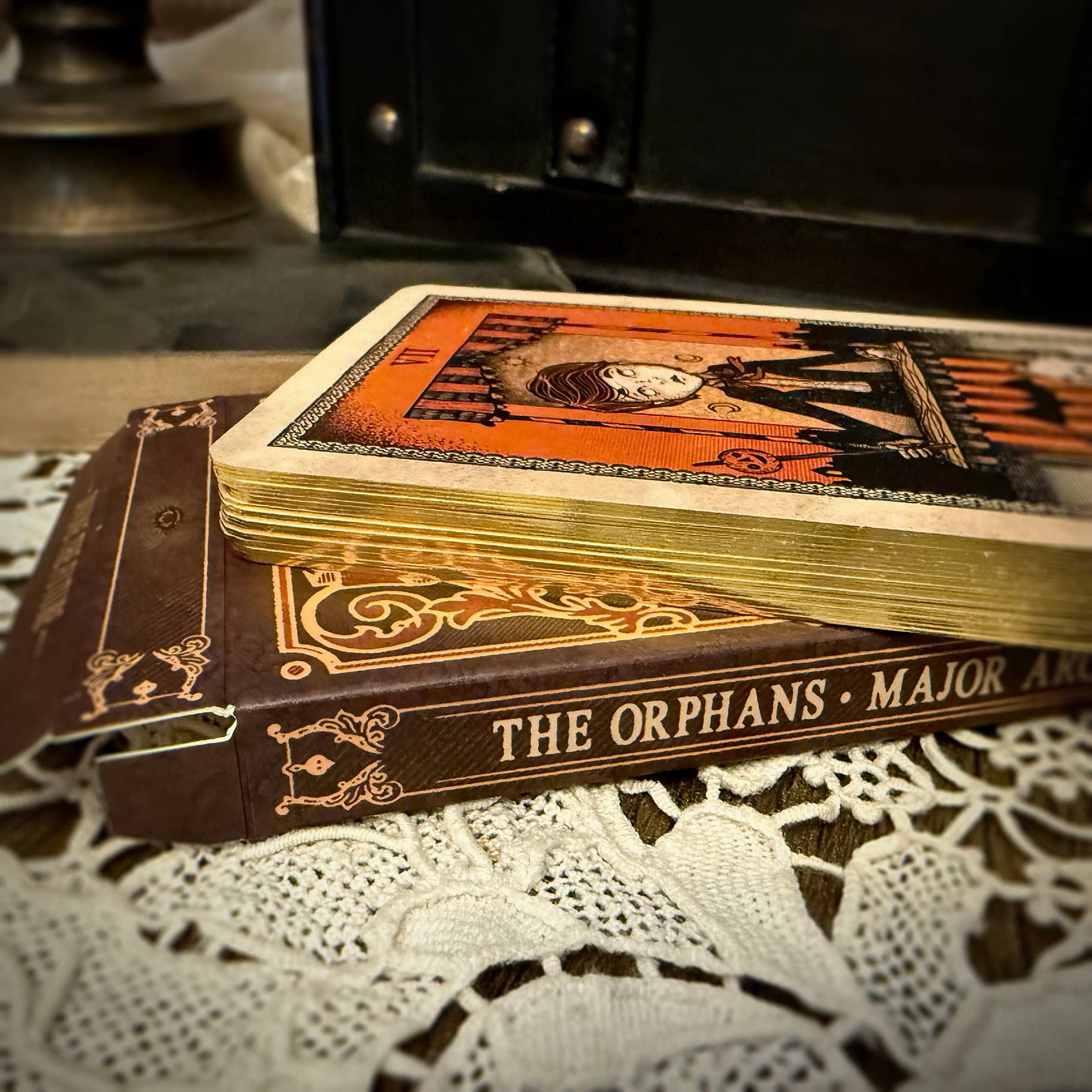 The Orphans of Dudleytown - Vendita all'ingrosso Tarocchi - *NUOVO* Il Mazzo degli Arcani Maggiori degli Orfani (3ª Edizione)3