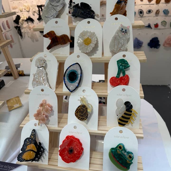 Solar Eclipse - Wholesale Retailer Display Stand/Case - Wooden Retail Display Stand (5 Shelves)0