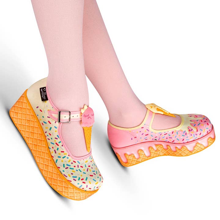 Hot Chocolate Design - Wholesale Platform Heels - Women's - Chocolaticas® I Melt For You Women's Mary Jane Platform5