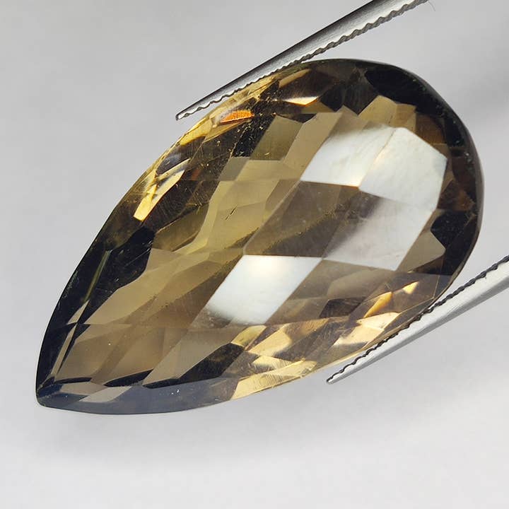 41.80ct rökkvarts päron storlek 31x17mm för wholesale av Naturjoya