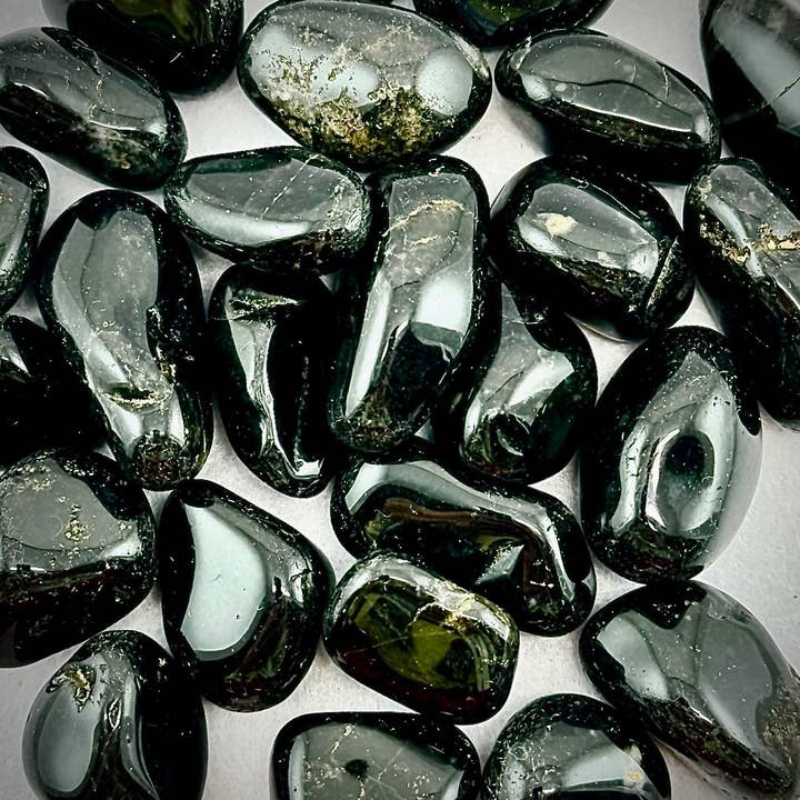 Liv Rocks - Wholesale Spiritual Stone/Crystal - Onyx Tumbled Stones