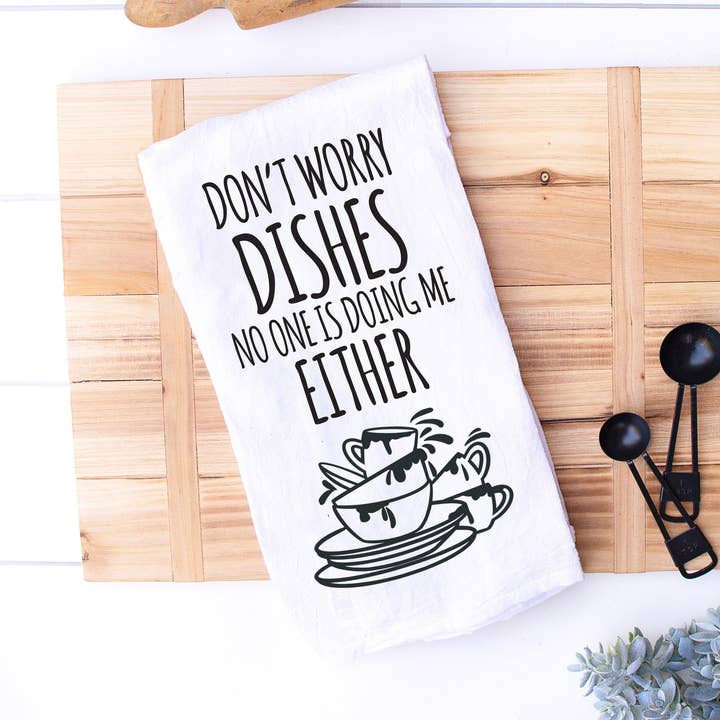 Vær ikke bekymret retter, Ingen gør mig heller, Fræk køkkenhåndklæde for engroshandel hos Designing Moments