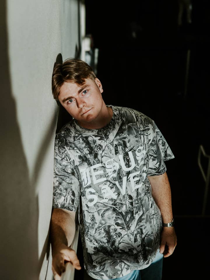 Grigio Gesù Salva Unisex Camo in vendita all'ingrosso su Faire3