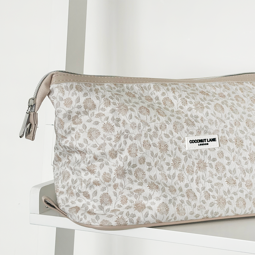 Coconut Lane – wholesale Make-up/cosmetic bag – Magic Lifestyle Pouch - Garden Meadow5