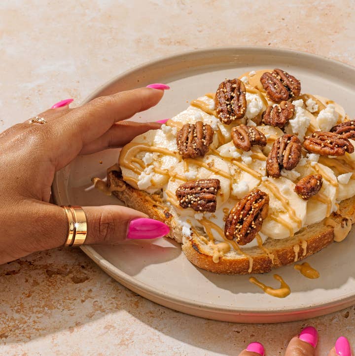 Evie's Snacks - Wholesale Nuts - Banana Bread Candied Pecans | Gourmet Spring & Easter Snack4