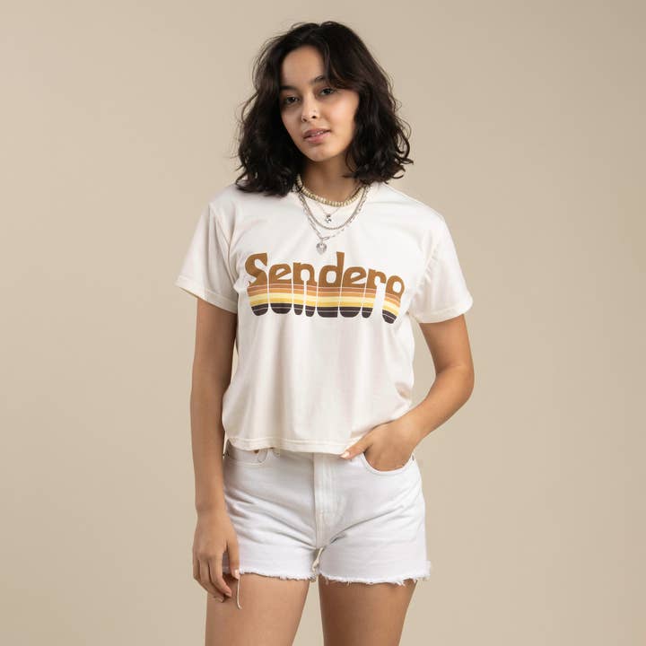 Retro Logo Crop T-shirt for engroshandel hos Sendero Provisions Company