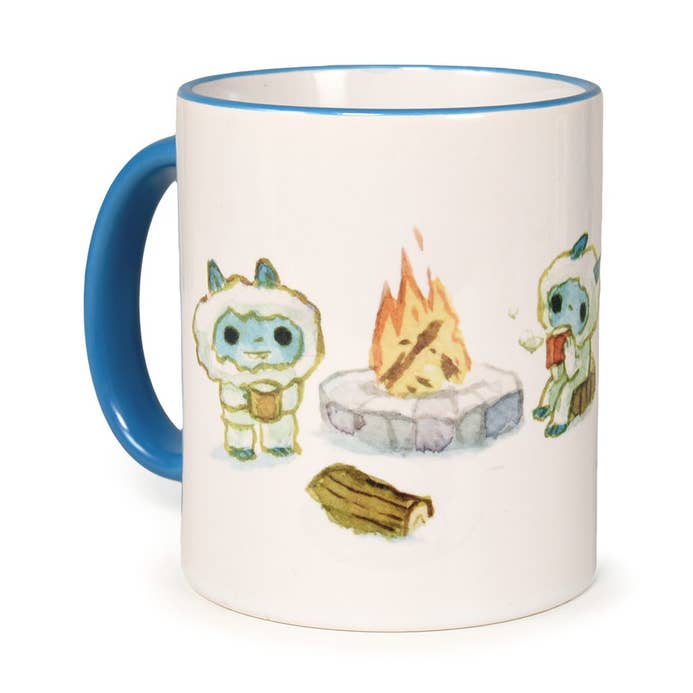 Tasse Snow Creature pour la vente par The Scott C Shop