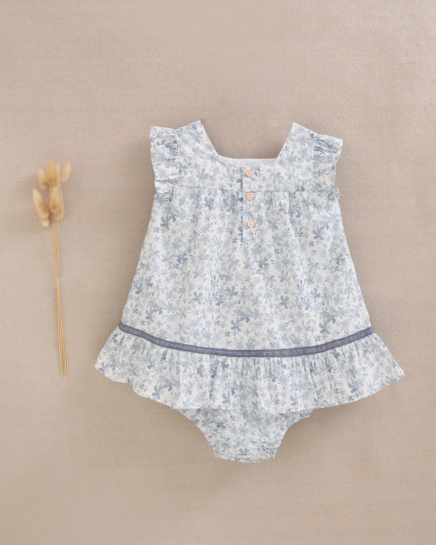 Dadati - Wholesale Dress - Baby - Baby girl dress with floral print and matching panties1