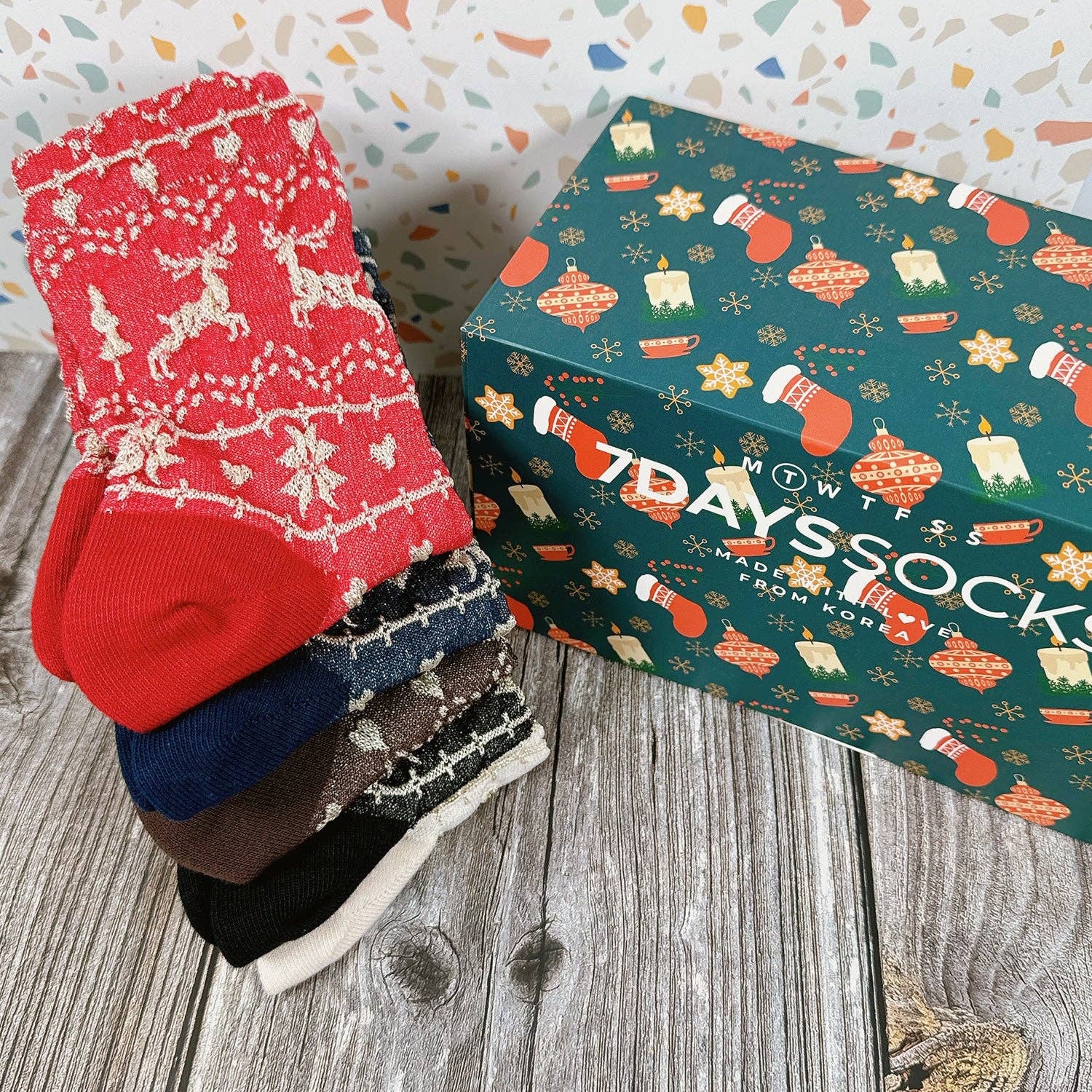 7DAYSSOCKS – wholesale Socks – Women's – Women's Crew Winter Nordic Textured Snowy Deer Socks8