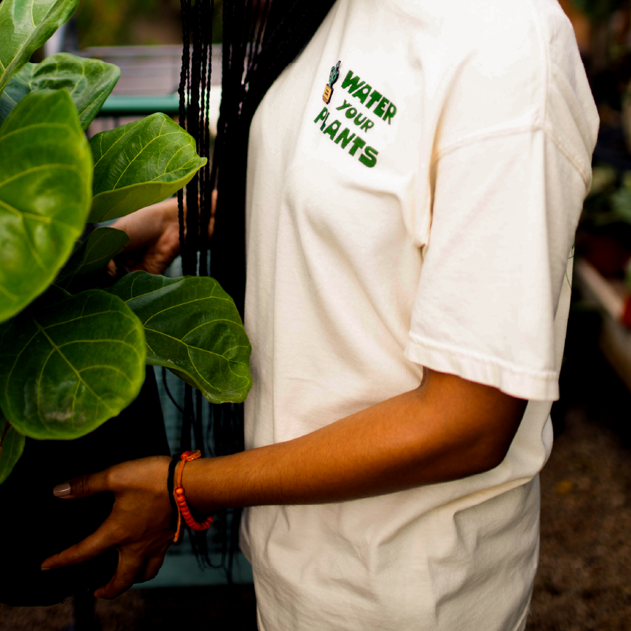 JU+DESIGN - Wholesale Screen Printed T-Shirt - Unisex - Plant Parent T-Shirt – "Water Your Plants"3