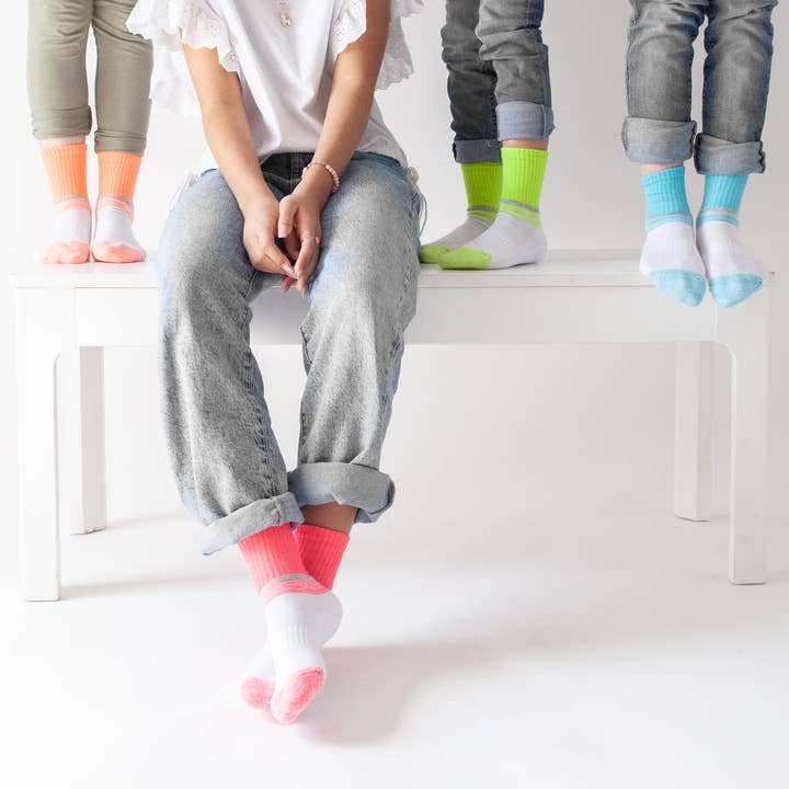 Athletic socks for kids - 4 pack for wholesale by Lox Lion