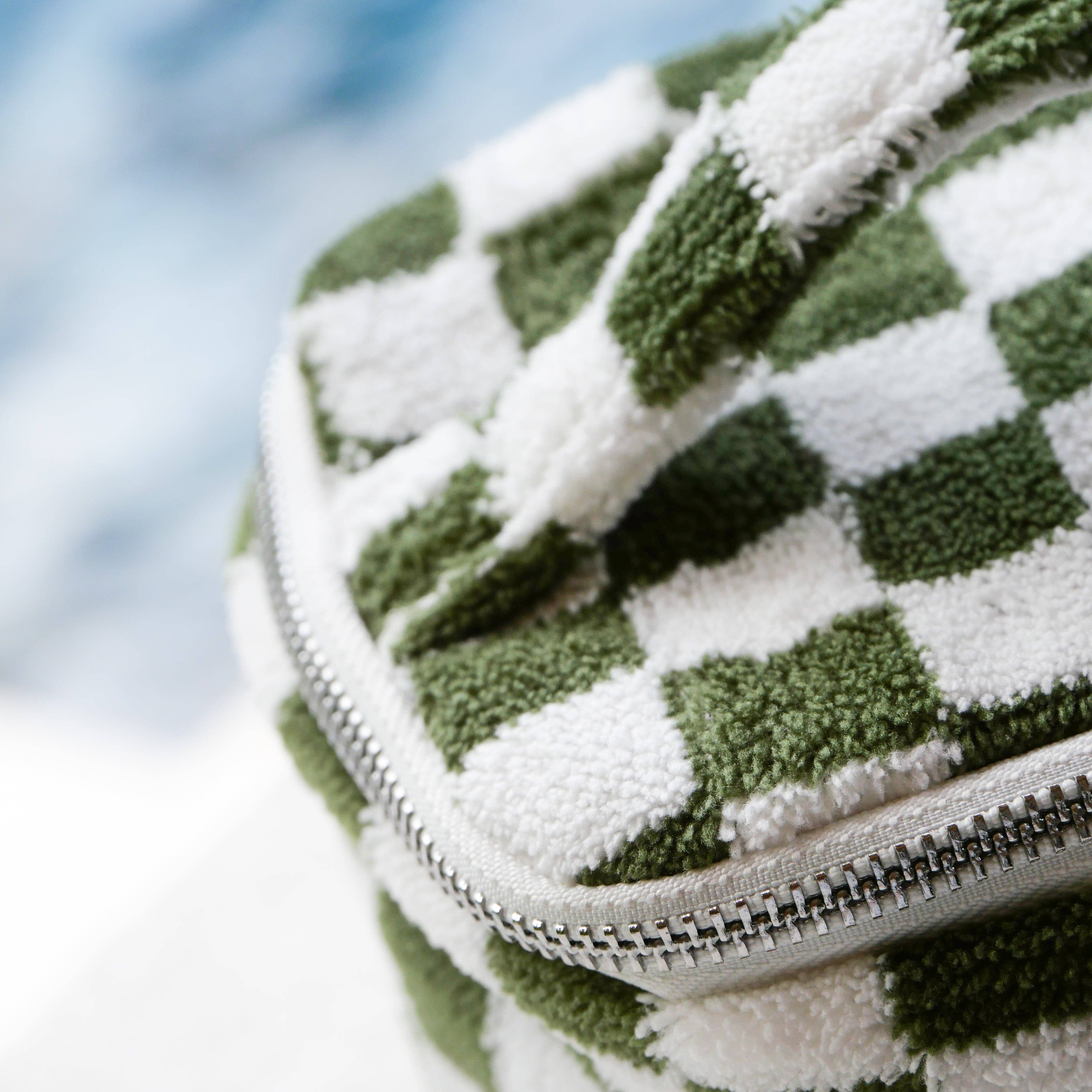 Gentil Coquelicot Paris - Wholesale Makeup/Cosmetic Bag - Checkered sponge vanity (3 colors)4