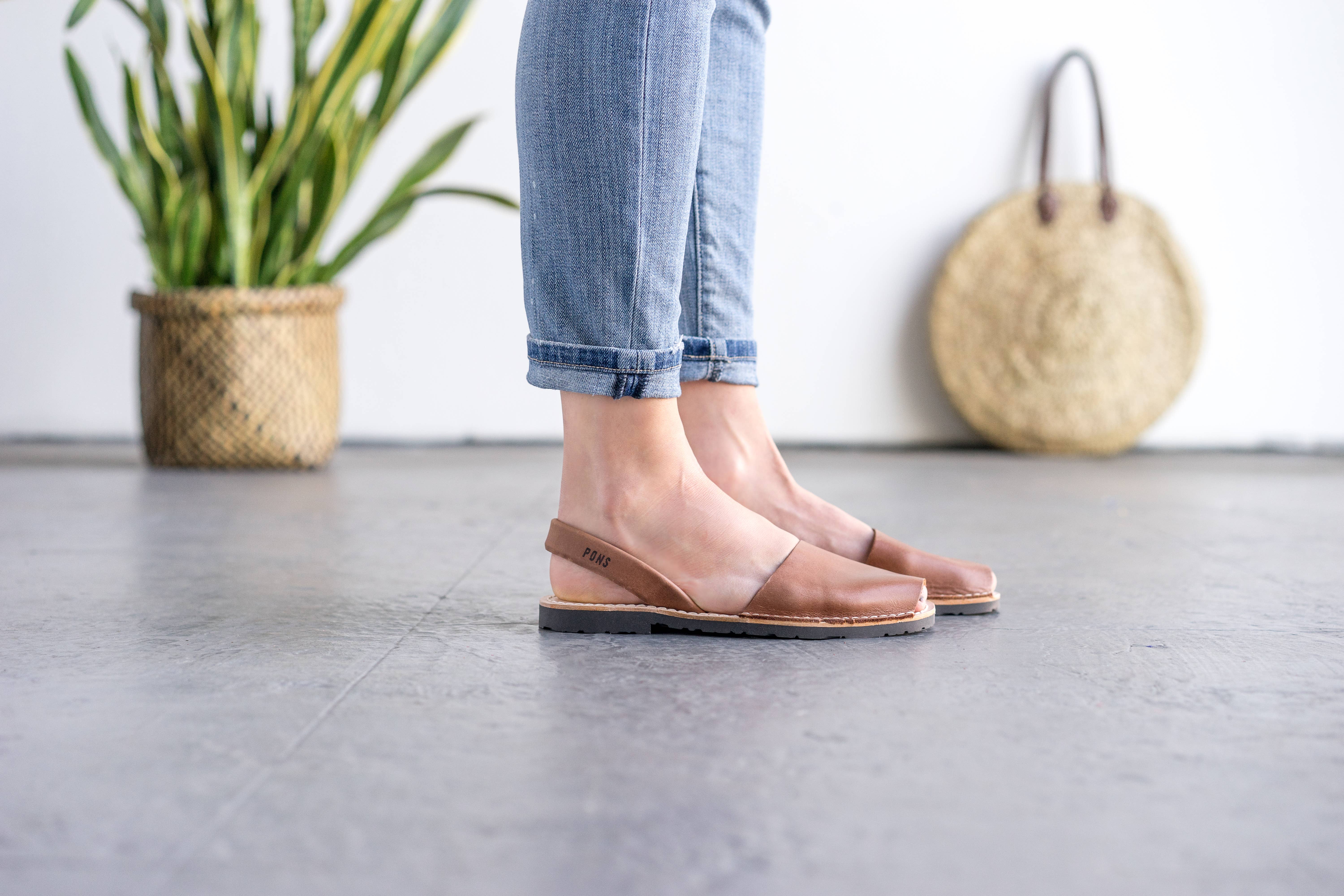 Pons - Wholesale Sandals - Women's - Pons Shoes - Classic Women - Taupe7