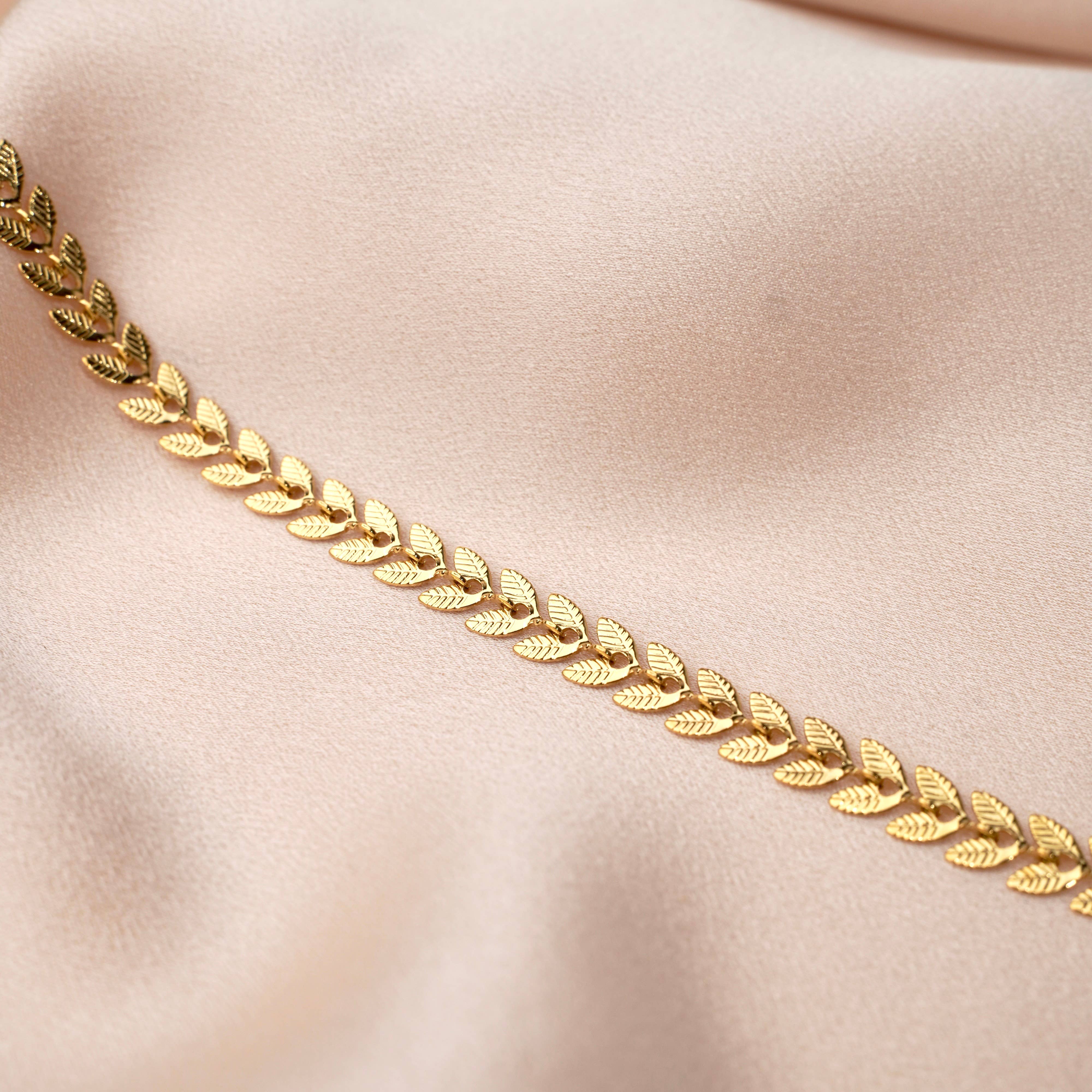 Victoire Collection - Wholesale Link & Chain Bracelet - Women's gold plated fine laurel chain bracelet1
